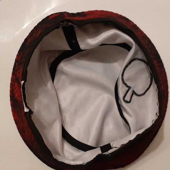 Hot Topic Bucket Hat - Picture 6 of 7